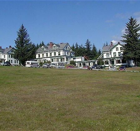 Hotel Halsingland Haines Exteriör bild
